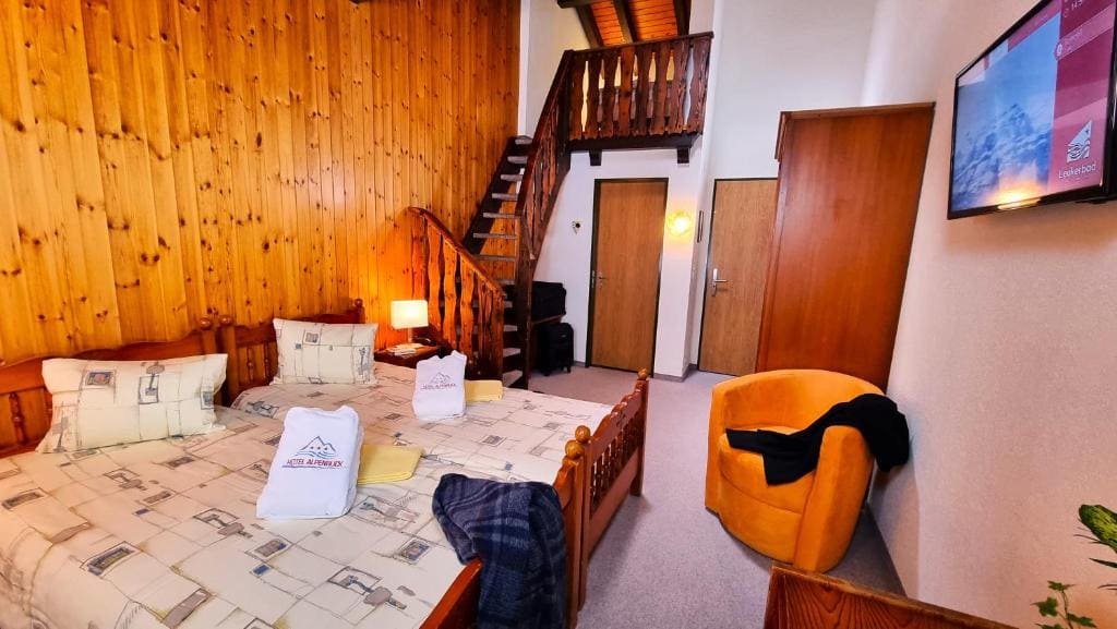 Basic Triple Room, Spa Access and Cable Car Use room - Image 3