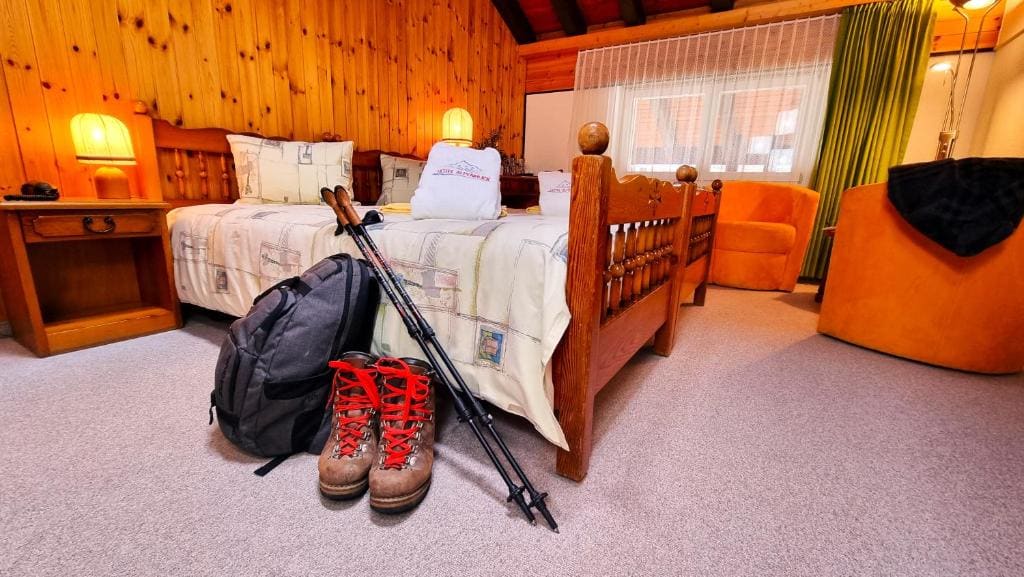 Classic Quadruple Room, Spa Access and Cable Car Use room - Image 2