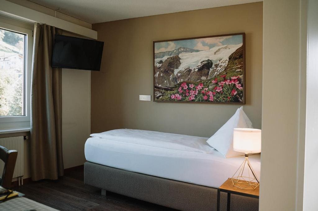 Single Room with Village View room - Image 3