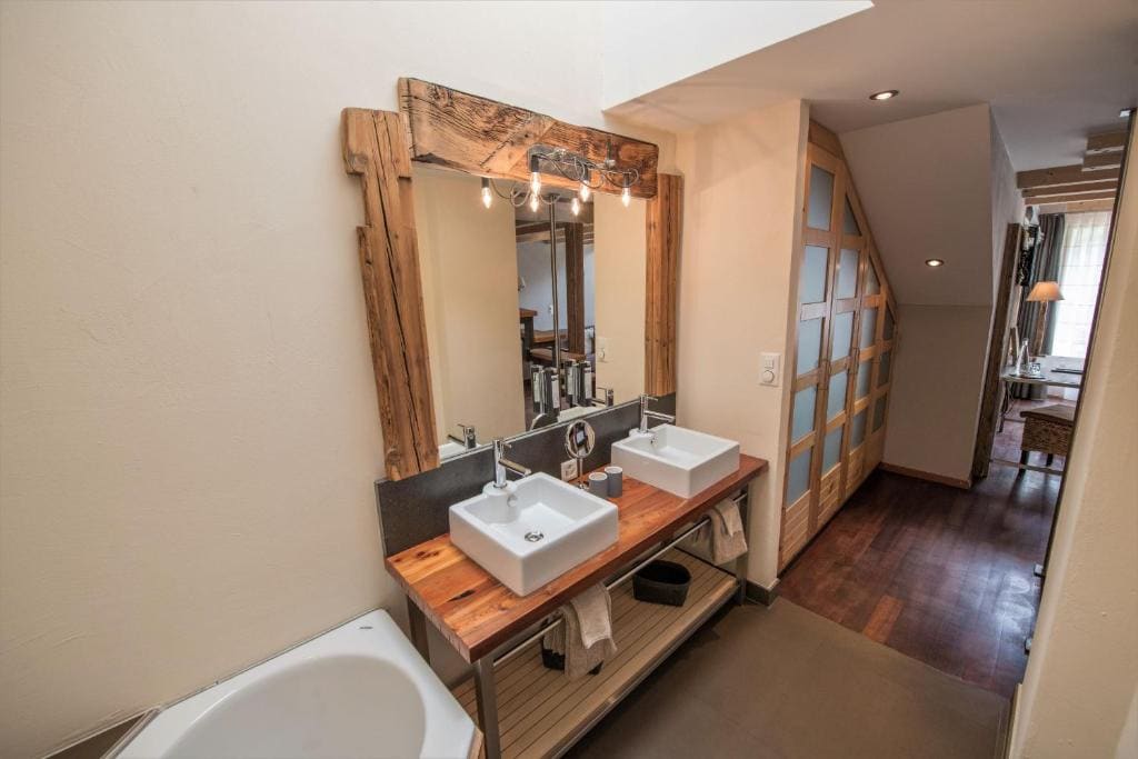 Duplex Junior Suite with Matterhorn View room - Image 3