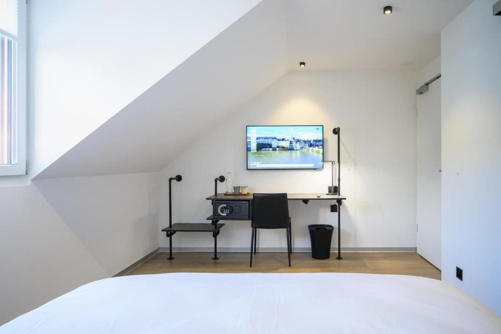 Budget Double Room room - Image 2