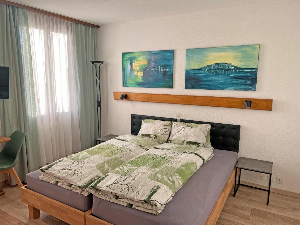 Double Room with Private Bathroom room - Image 1