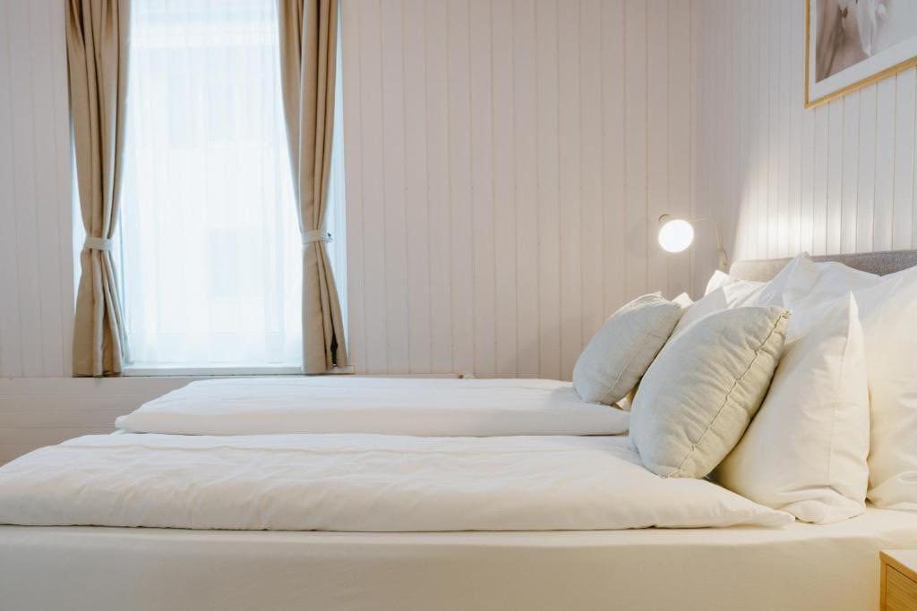 Charming Double Room room - Image 3