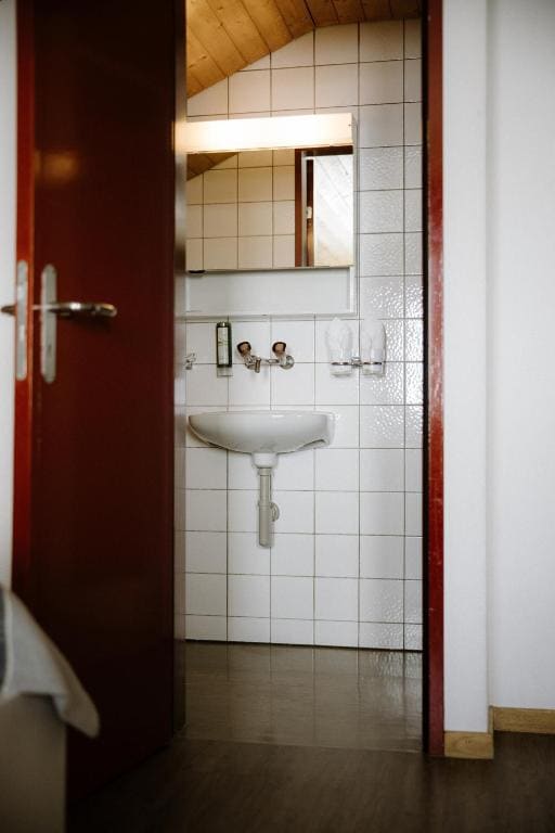Double Room with Extra Bed room - Image 1