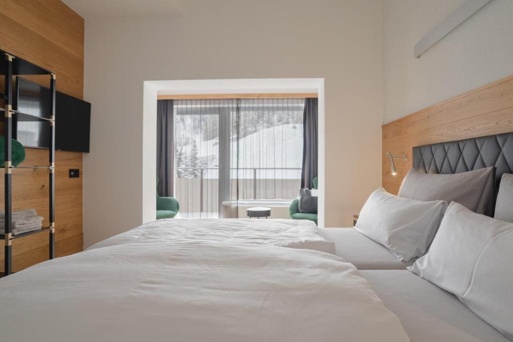 Two-Bedroom Suite room - Image 2