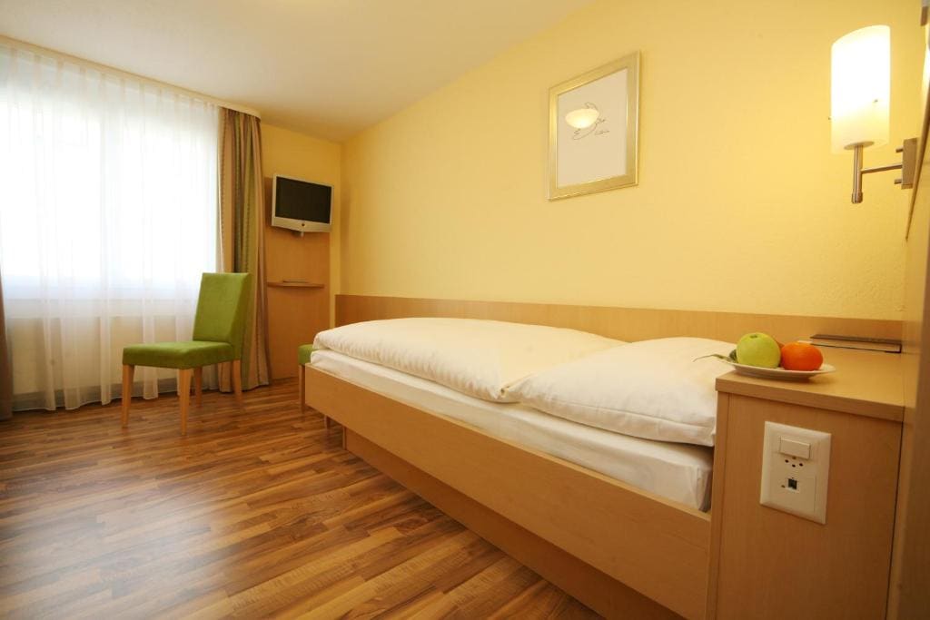 Standard Single Room room - Image 2
