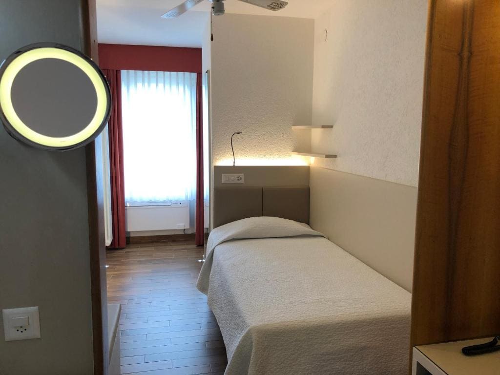 Standard Single Room room - Image 1