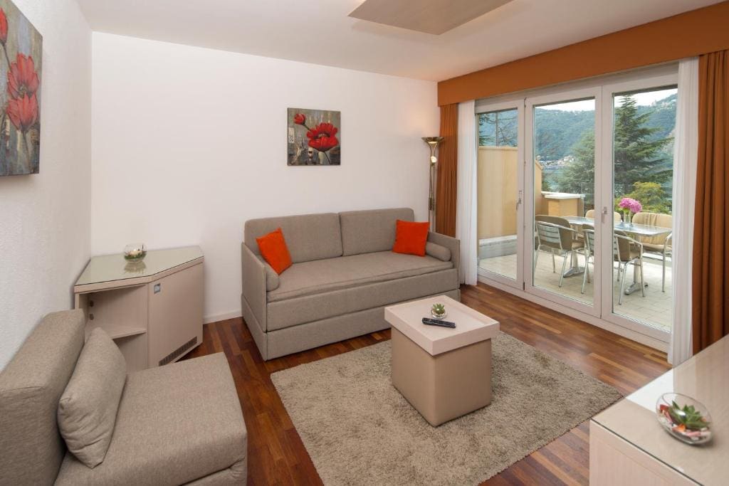 Suite room - Image 2