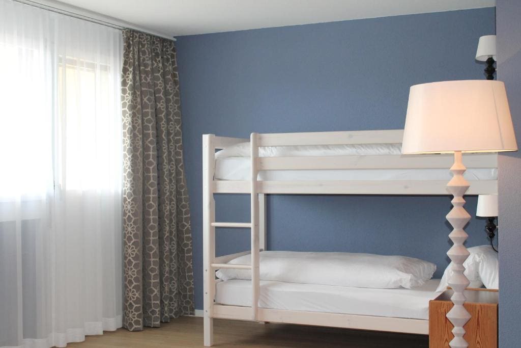 Comfort Quadruple Room room - Image 2