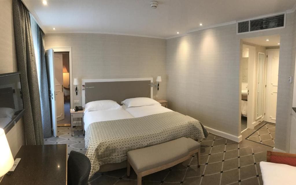 Family Room room - Image 3