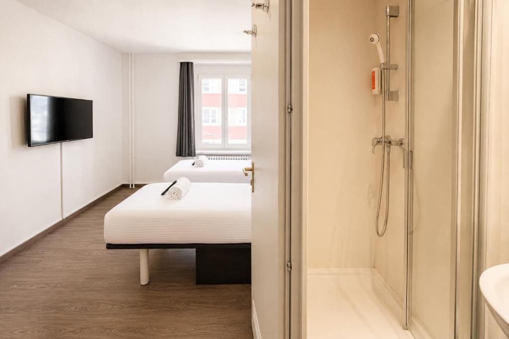 Twin Room room - Image 3