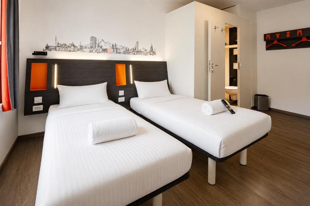 Twin Room room - Image 2