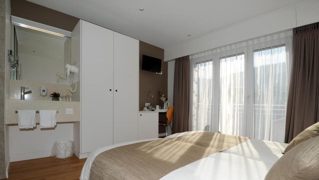Double Room room - Image 2