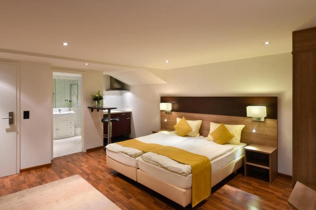 Studio room - Image 2