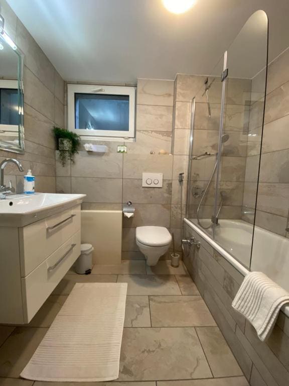 Double or Twin Room with Private External Bathroom room - Image 3