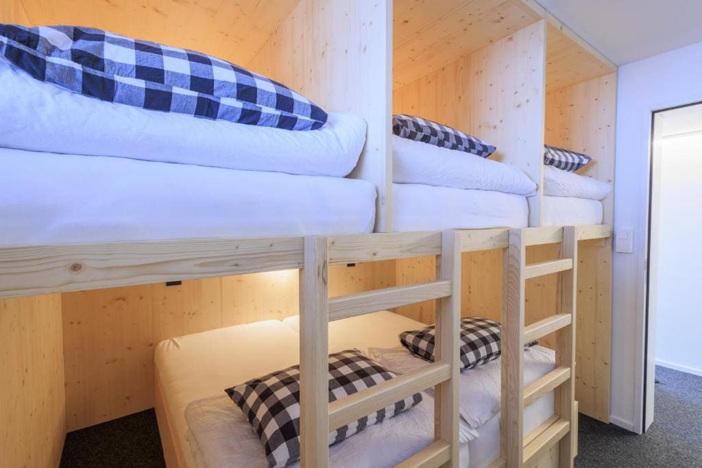 Mixed Dormitory Room room - Image 1