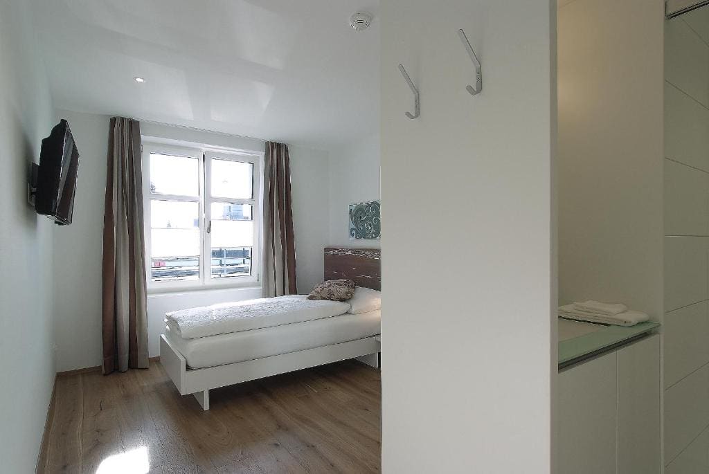 Single Room - Annex room - Image 1