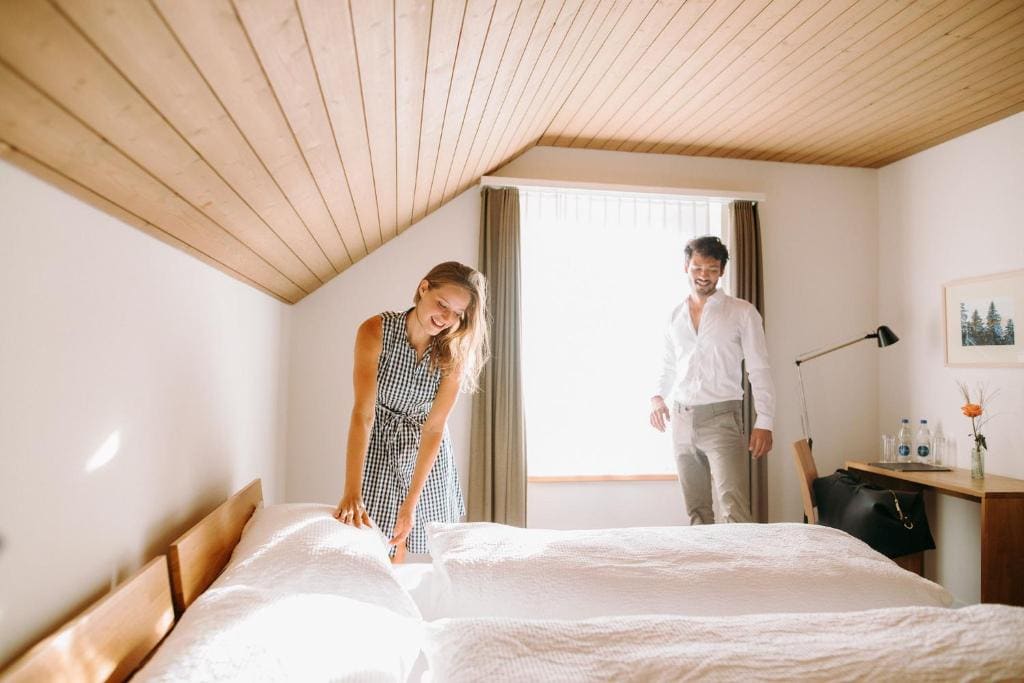 Deluxe Double Room with Shower room - Image 2