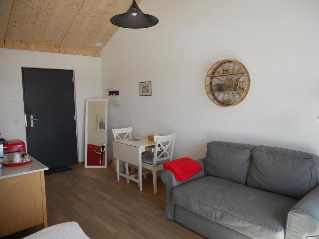 Double or Twin Room with Balcony room - Image 2