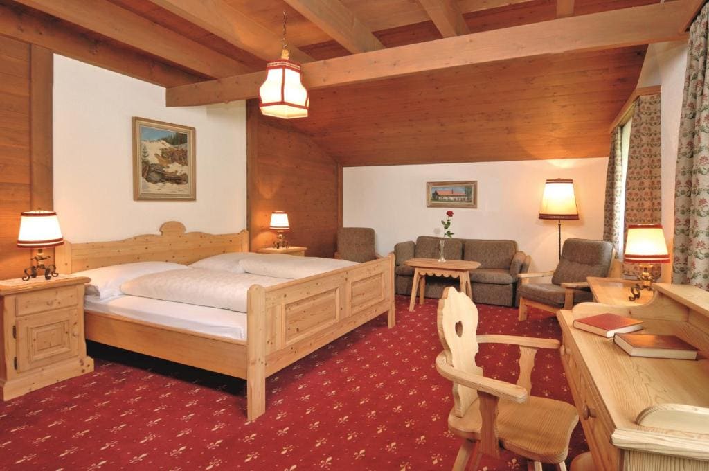 Deluxe Double Room room - Image 3