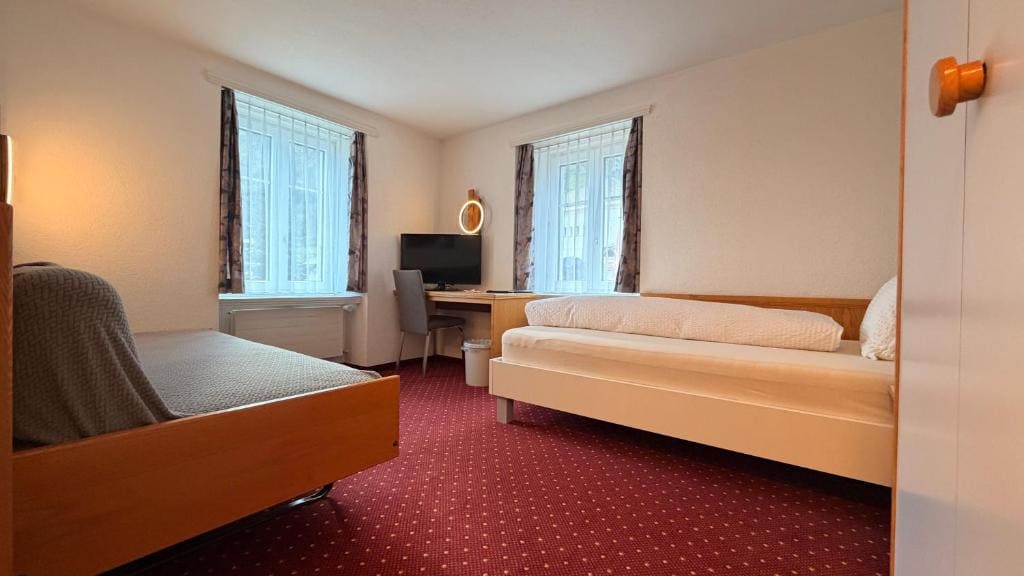 Superior Single Room room - Image 3
