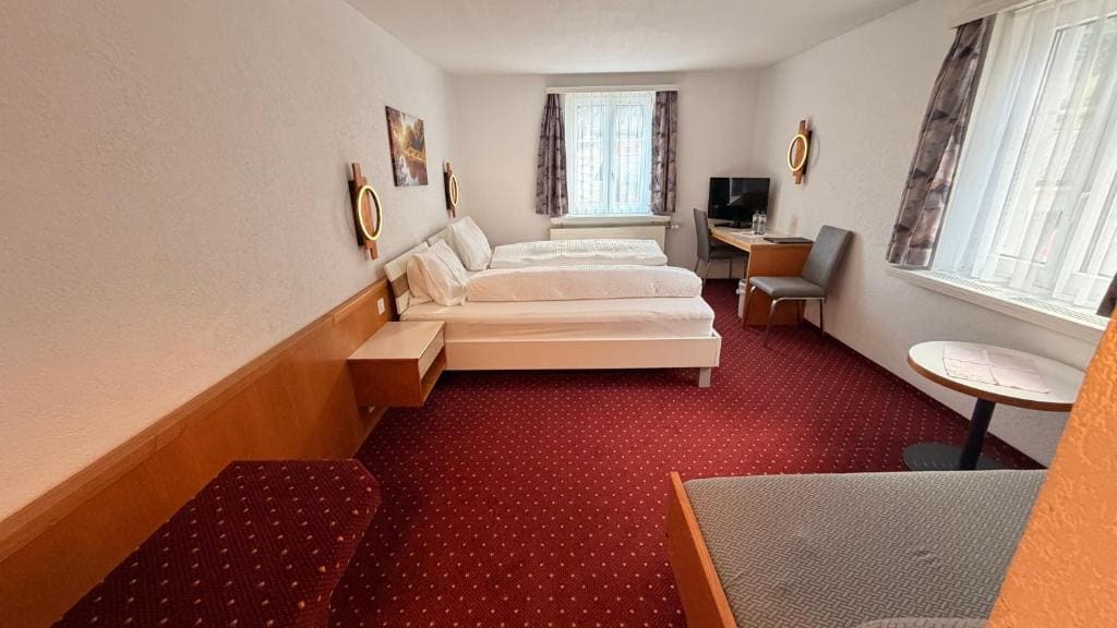 Superior Double Room room - Image 3