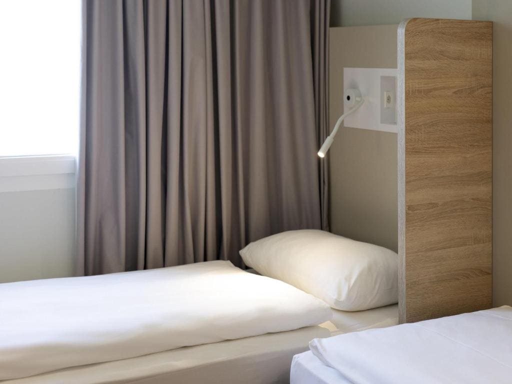 Twin Room room - Image 1