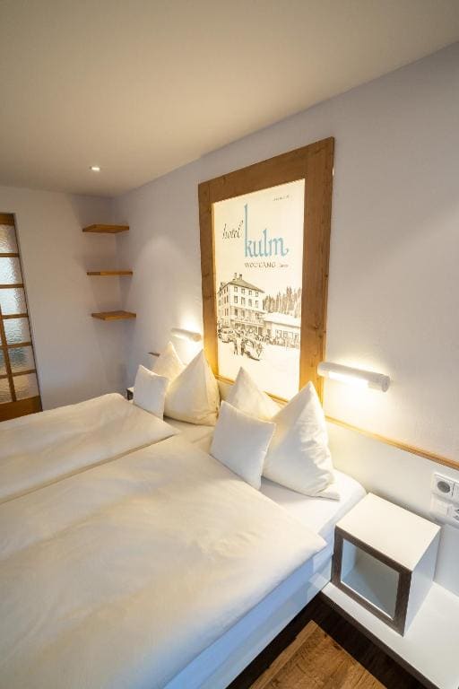 Junior Suite with Balcony room - Image 2