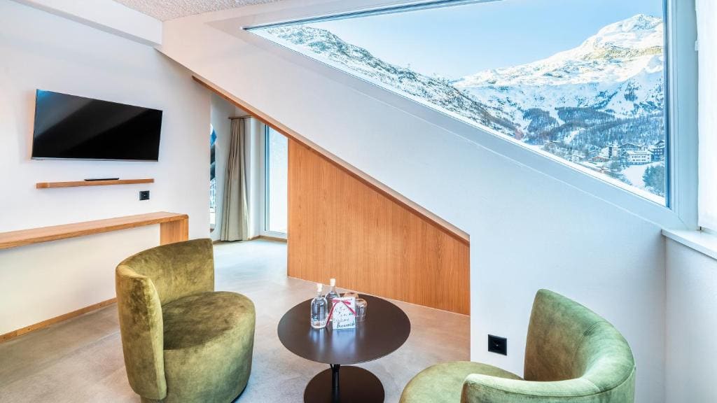 Suite room - Image 2