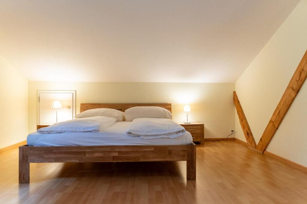 Comfort Family Room-Villa Giuliano room - Image 2