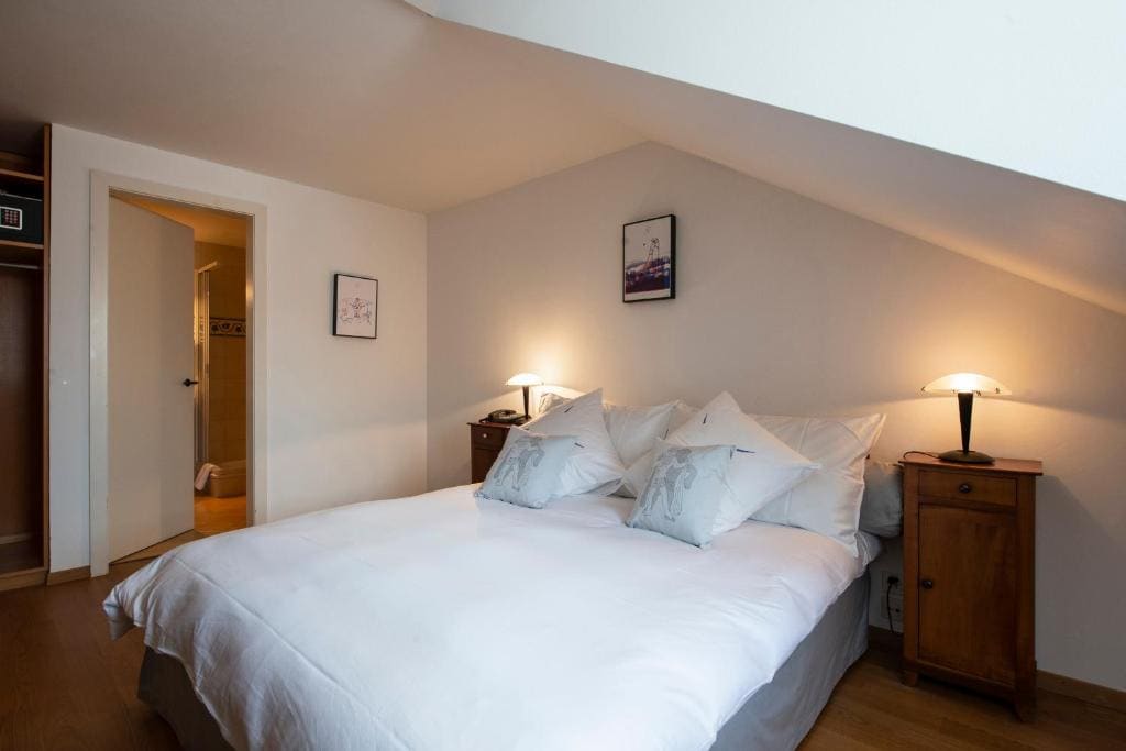 Queen Room room - Image 3