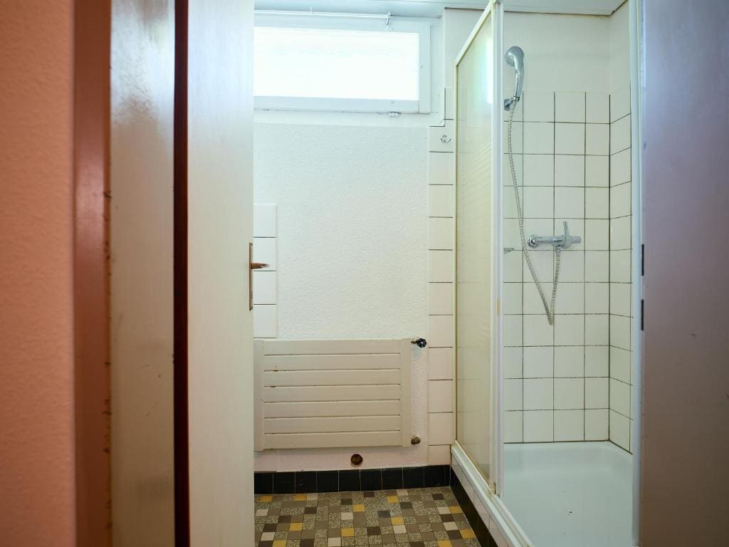 Family Room room - Image 2