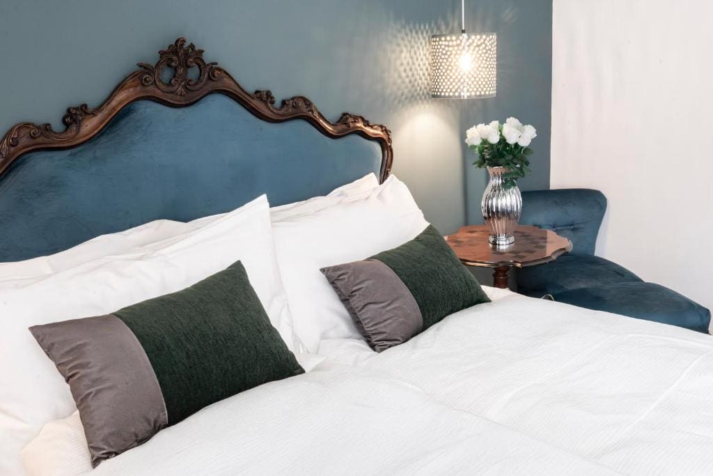 Junior Suite with Balcony room - Image 1