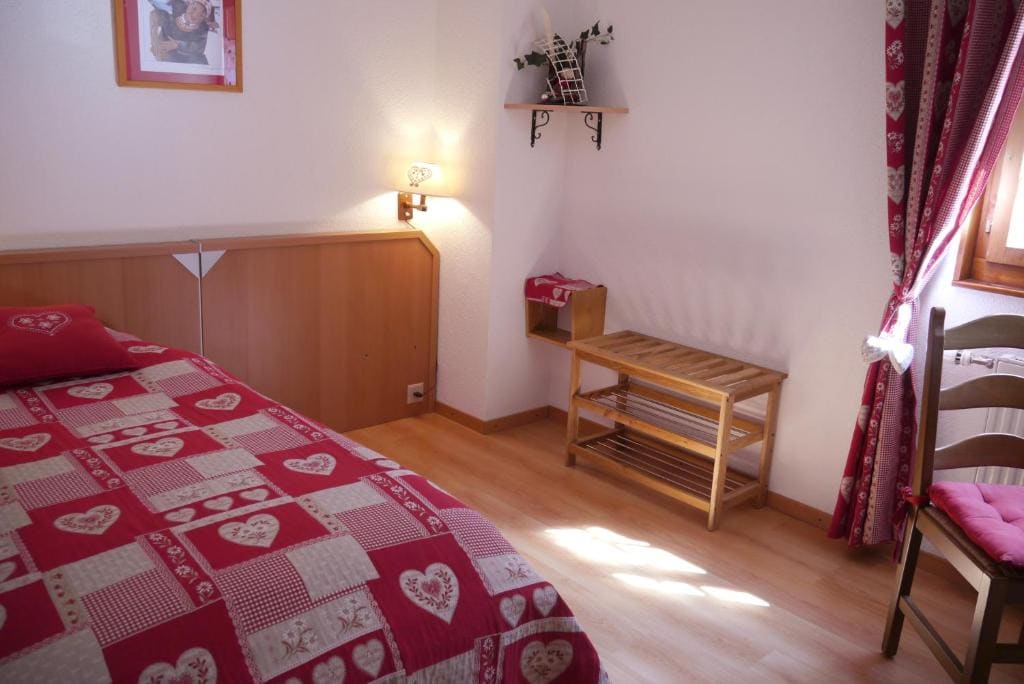 Single Room with Private Bathroom room - Image 1