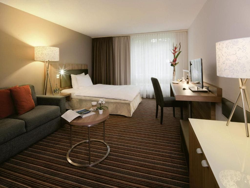 Superior Queen Room room - Image 1