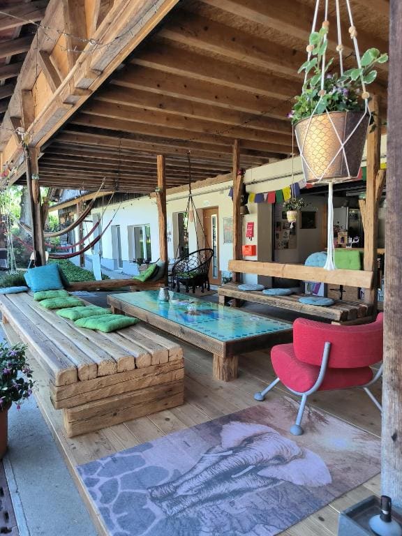 Family Room with Mountain View room - Image 1