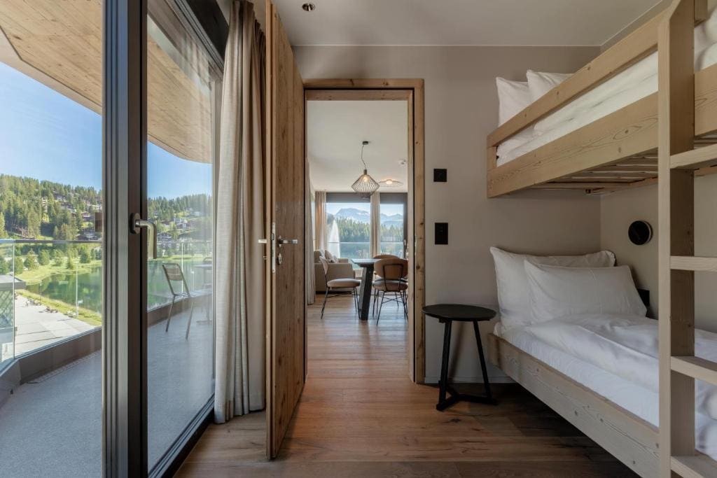 Panorama 2-Bedroom Suite room - Image 3