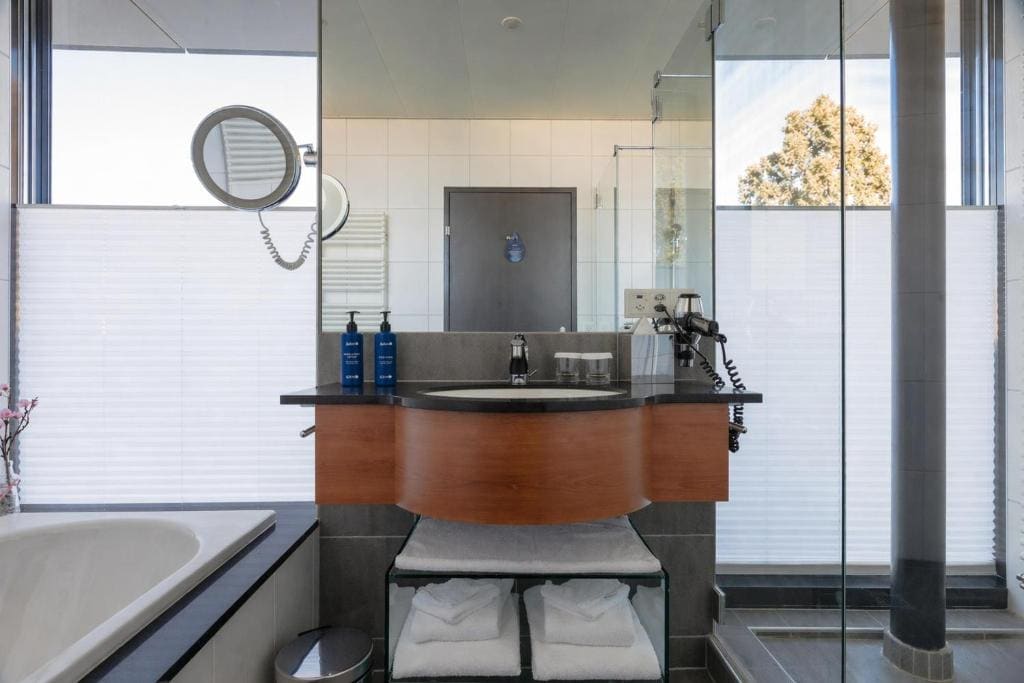 Suite with Terrace and City View room - Image 1