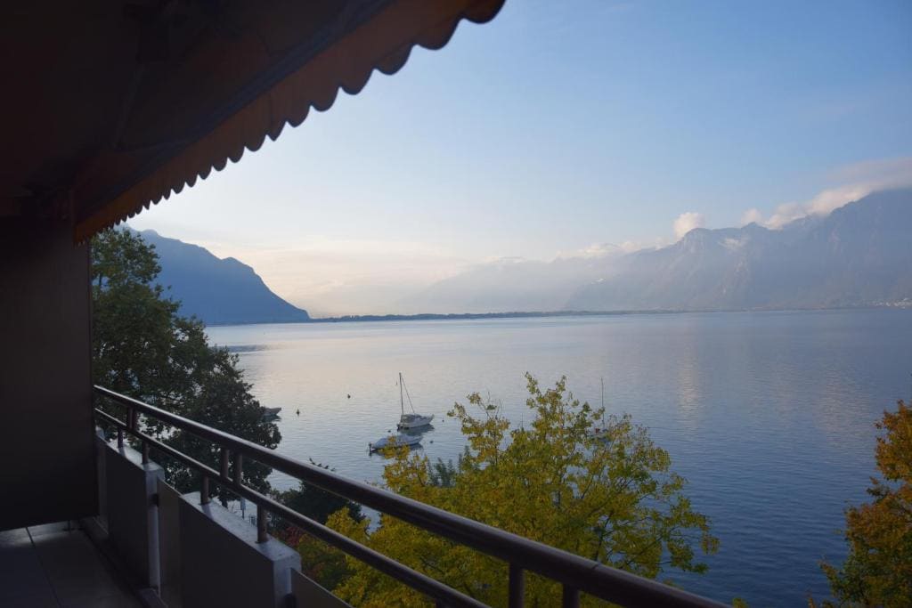 Junior Suite with Balcony and Lake View room - Image 1