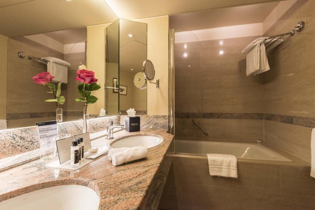Superior Double Room room - Image 2