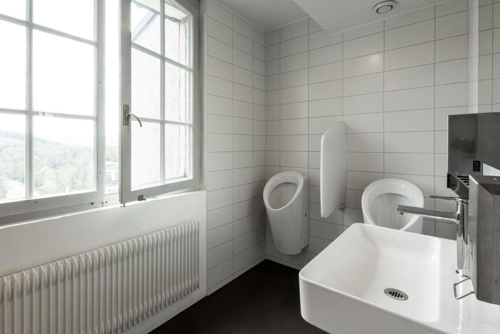 Quadruple Room with Shared Bathroom incl. Museum Access room - Image 1