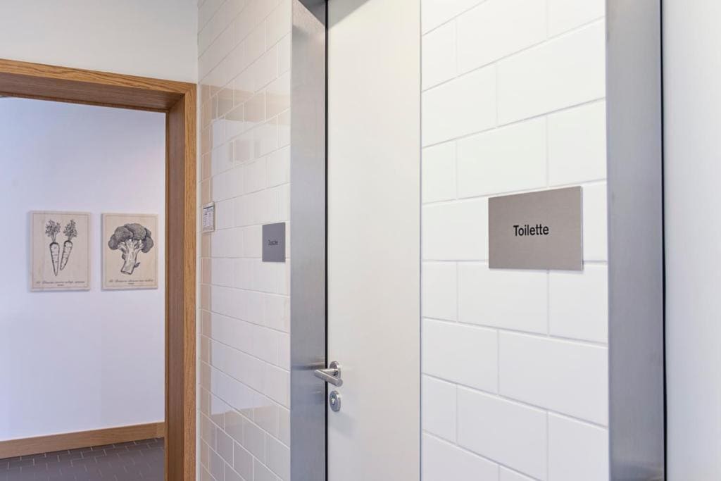 Quadruple Room with Shared Bathroom room - Image 3