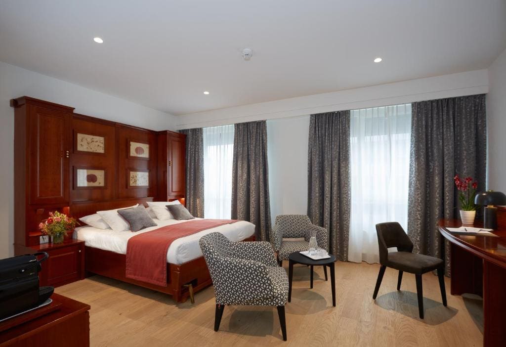Superior Double Room room - Image 2