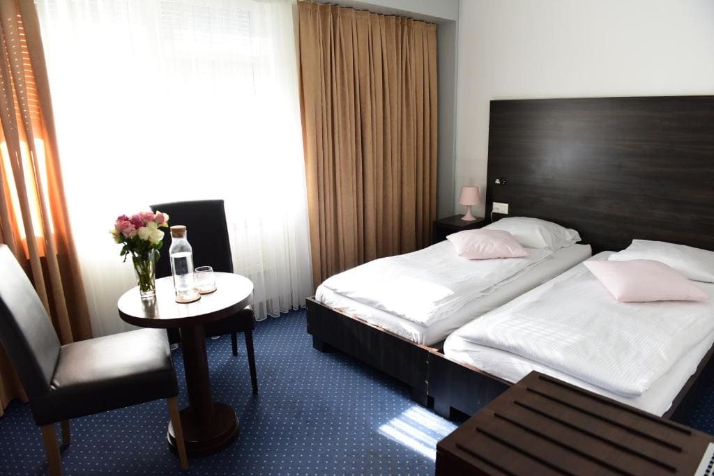 Double room - Image 3