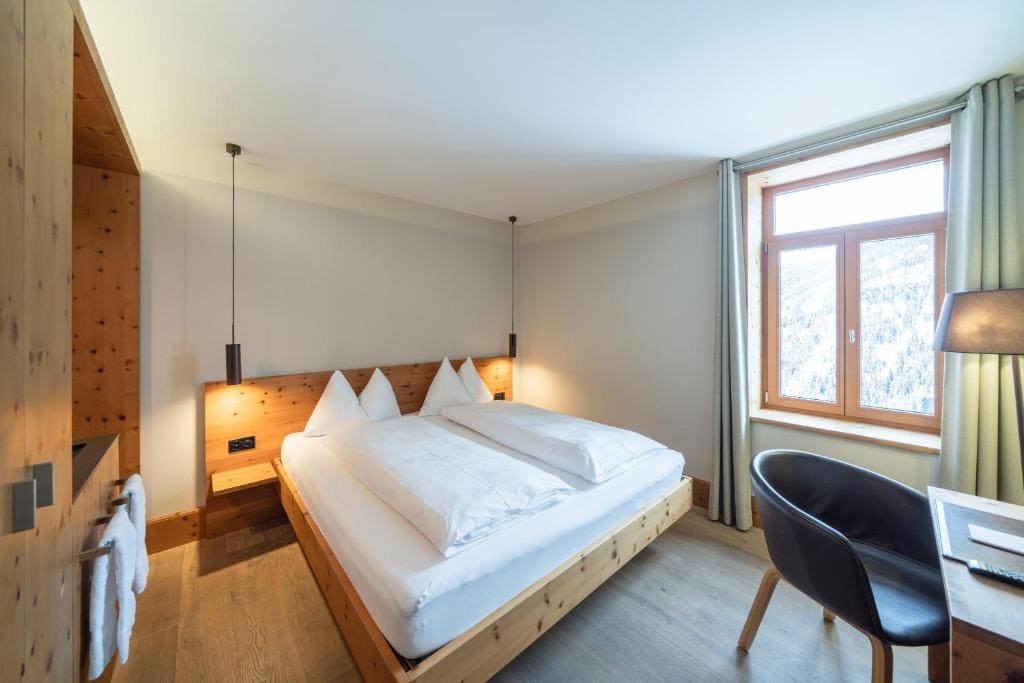 Classic Double Room room - Image 3
