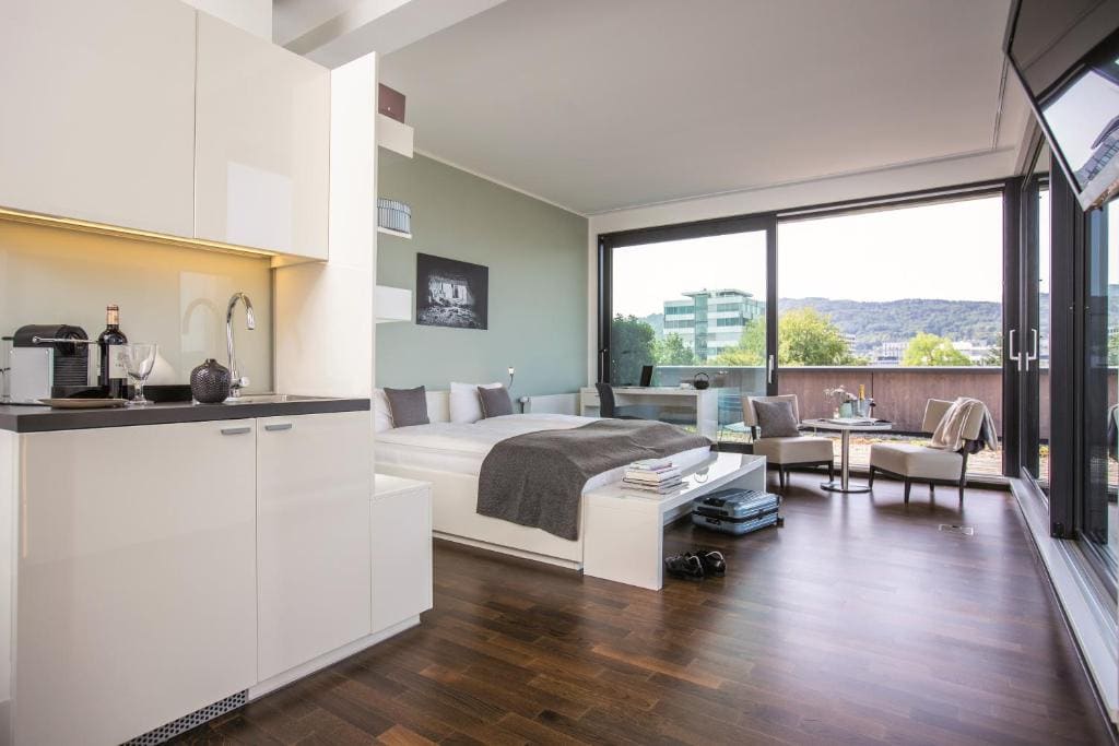 Loft Premium (180cm bed width) room - Image 1