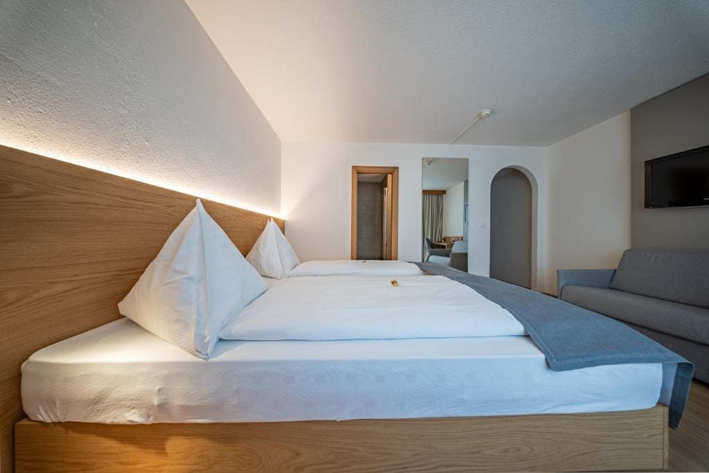 Double or Twin Room room - Image 1