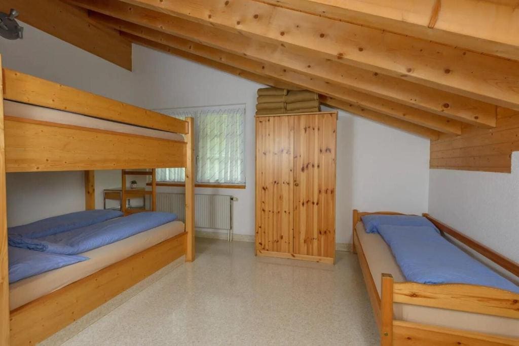 Family Room with Private Bathroom room - Image 1