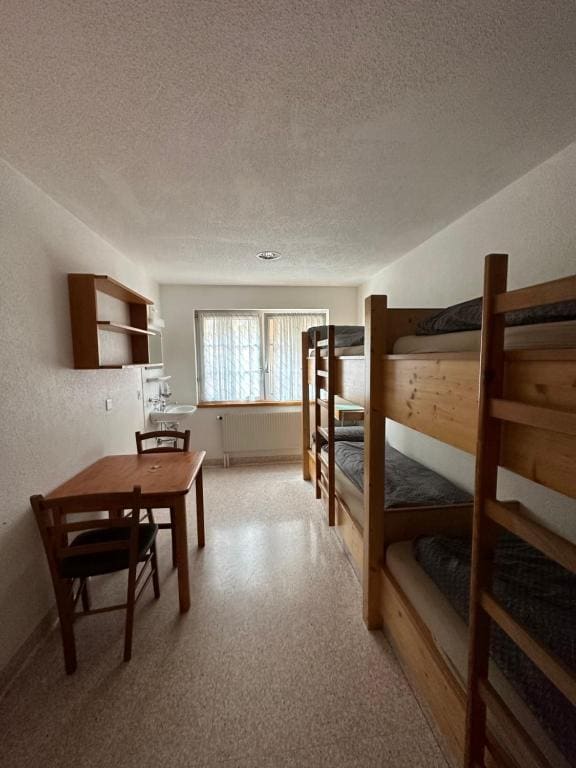 Quadruple Room with Shared Bathroom room - Image 2