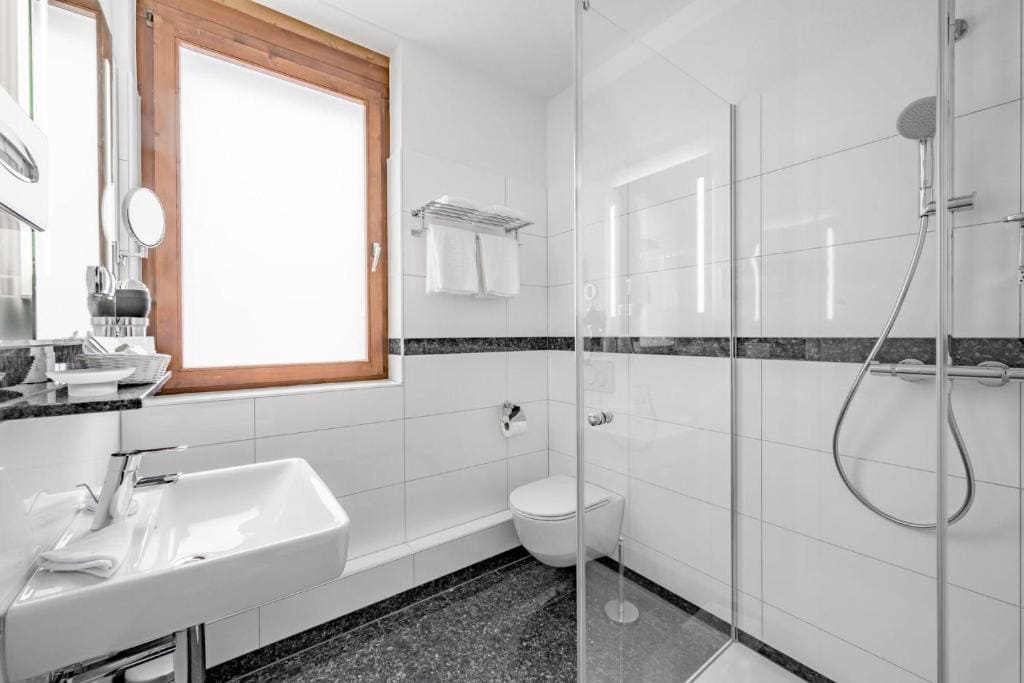 Comfort Double Room - partially with balcony room - Image 2